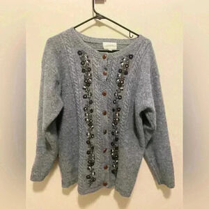 100% wool cozy grandma cottagecore sweater cardigan 90s knitwear